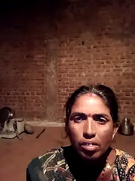 Snapshot of Hot_re83 chatting on 25, 2, 2026 Hot re83 online show from 25, 2, 2026