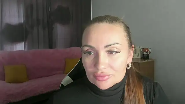 Snapshot of StripGyrl chatting on 27, 4, 2026 StripGyrl online show from 27, 4, 2026