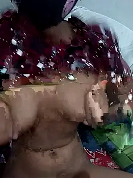 Snapshot of mimpake chatting on 6, 4, 2026 mimpake online show from 6, 4, 2026