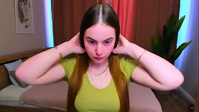 Maddy Wood  online show from 4, 4, 2026