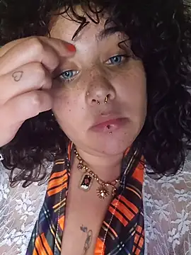 Deesse luna online show from 16, 4, 2026