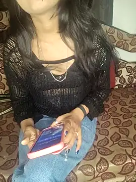 Snapshot of Cutie_babes01 chatting on 20, 2, 2026 Cutie babes01 online show from 20, 2, 2026