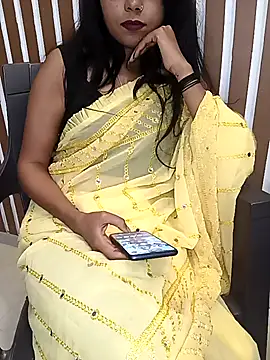 Snapshot of Cutie_babes01 chatting on 21, 2, 2026 Cutie babes01 online show from 21, 2, 2026