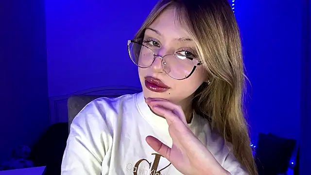 Stefifany online show from 27, 2, 2026