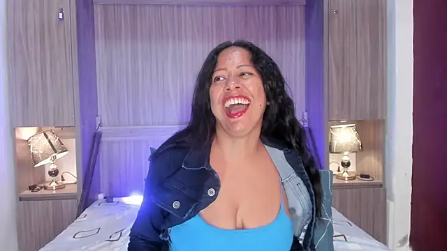 AllieBennet online show from 13, 4, 2026