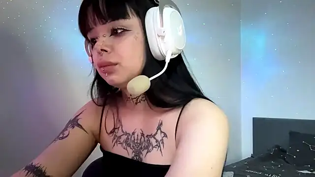 Luna Sohotti online show from 1, 4, 2026