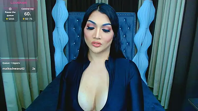 Snapshot of Laureen_Hilton chatting on 21, 2, 2026 Laureen Hilton online show from 21, 2, 2026