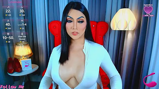 Snapshot of Laureen_Hilton chatting on 18, 5, 2026 Laureen Hilton online show from 18, 5, 2026