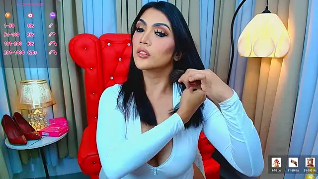 Snapshot of Laureen_Hilton chatting on 12, 6, 2026 Laureen Hilton online show from 12, 6, 2026