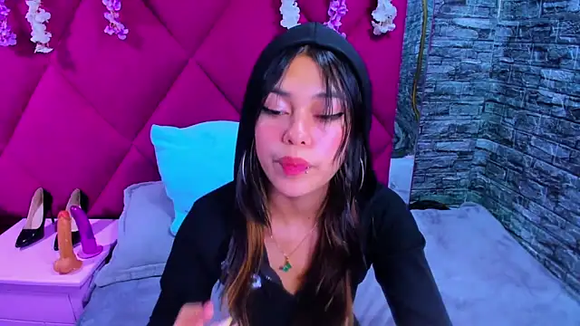 Snapshot of alana_deivis chatting on 6, 5, 2026 alana deivis online show from 6, 5, 2026