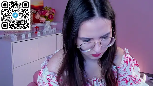 Snapshot of leylamirage chatting on 21, 2, 2026 leylamirage online show from 21, 2, 2026