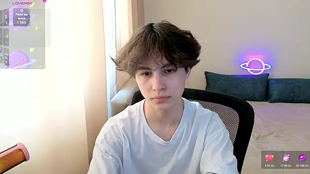  LukaHayes  online show from 4, 4, 2026