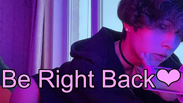  LukaHayes  online show from 15, 4, 2026