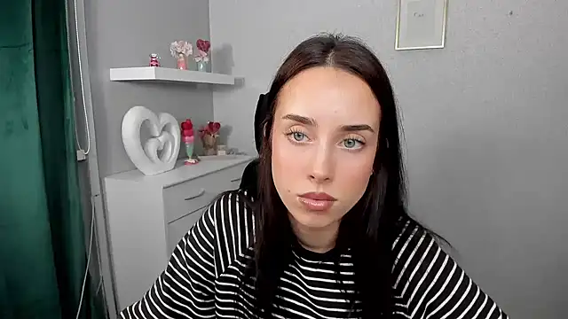 AdeleSolo online show from 1, 4, 2026