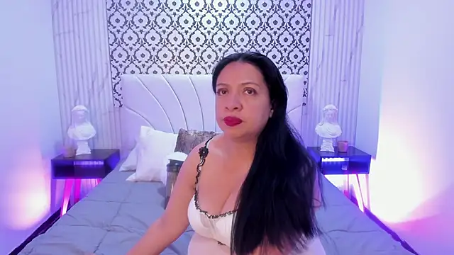 Snapshot of Renatta_Milly chatting on 19, 2, 2026 Renatta Milly online show from 19, 2, 2026