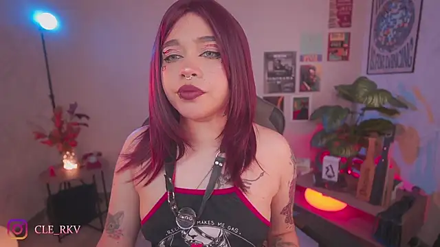 violette clerk1  online show from 18, 3, 2026