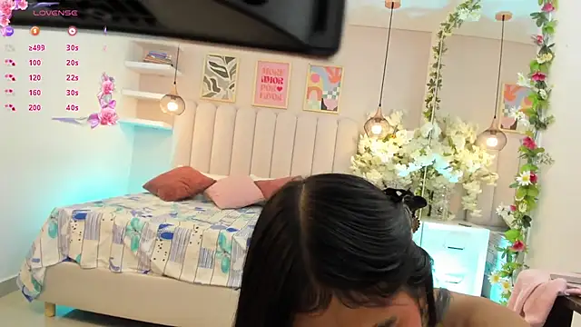 Mia Bailey  online show from 19, 3, 2026