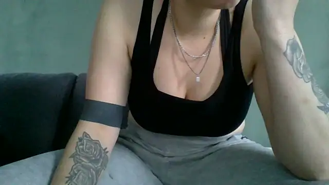 Snapshot of Geileboef28 chatting on 20, 4, 2026 Geileboef28 online show from 20, 4, 2026