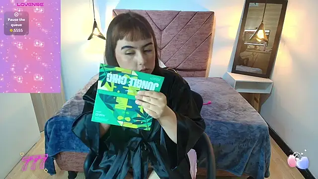 Sofi Blake   online show from 8, 4, 2026