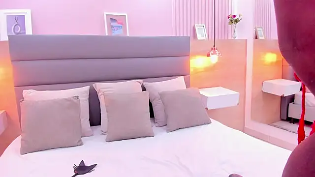 ivonne duval online show from 30, 3, 2026