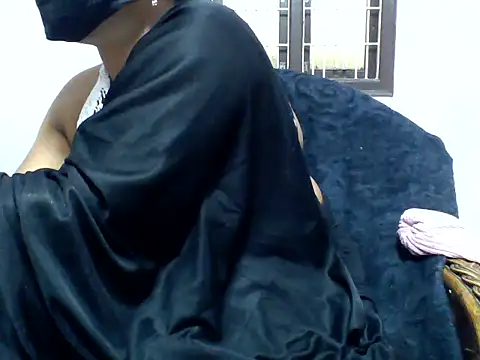 Angel honeybear 143 online show from 22, 2, 2026