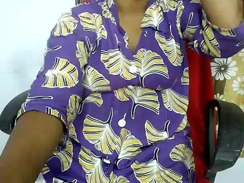 Snapshot of Angel_honeybear_143 chatting on 17, 6, 2026 Angel honeybear 143 online show from 17, 6, 2026
