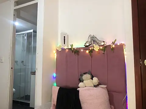 Snapshot of RebecaPalmer chatting on 20, 2, 2026 RebecaPalmer online show from 20, 2, 2026