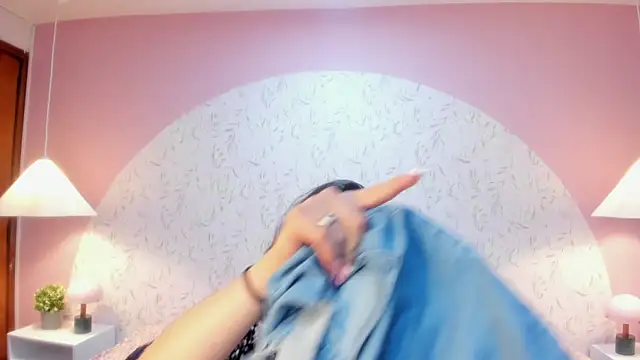 Angelie Rosebrm online show from 9, 4, 2026