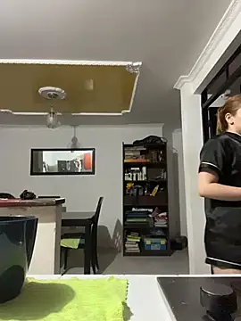 Snapshot of Laurap1 chatting on 31, 3, 2026 Laurap1 online show from 31, 3, 2026