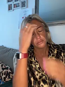 ScarlettGold  online show from 26, 3, 2026