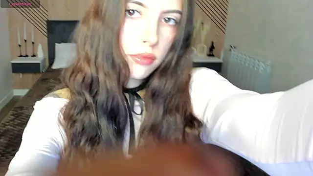 Snapshot of elise_robbie chatting on 2, 3, 2026 elise robbie online show from 2, 3, 2026