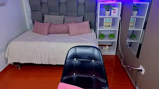 Snapshot of SophyAdams chatting on 10, 6, 2026 SophyAdams online show from 10, 6, 2026