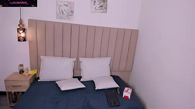 Dennise Sinclair online show from 1, 3, 2026