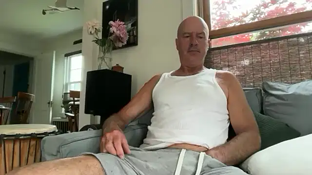 Snapshot of Guy__Grey chatting on 18, 6, 2026 Guy Grey online show from 18, 6, 2026
