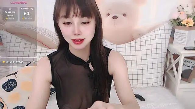 Snapshot of Luckmia333 chatting on 25, 2, 2026 Luckmia333 online show from 25, 2, 2026