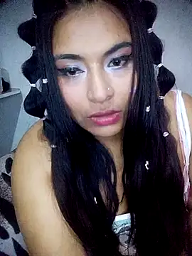 Crazy grone online show from 3, 5, 2026