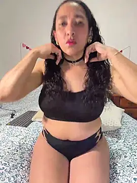 CrystalIvy online show from 4, 4, 2026