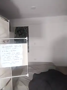 Snapshot of Mileepecas chatting on 21, 2, 2026 Mileepecas online show from 21, 2, 2026