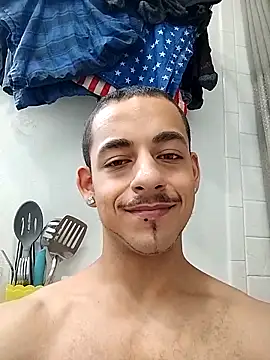 momo0208 online show from 28, 4, 2026