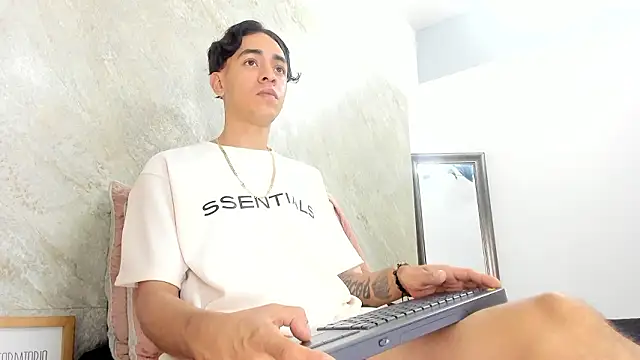 Mick-lollipop online show from 13, 3, 2026