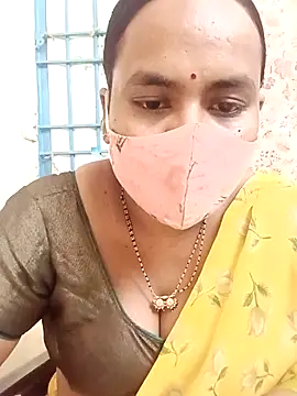 Snapshot of keerthy_telugu chatting on 28, 4, 2026 keerthy telugu online show from 28, 4, 2026