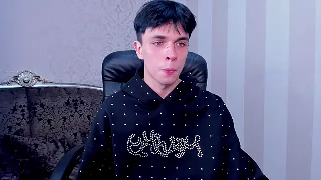 Snapshot of ClarkBev chatting on 21, 2, 2026 ClarkBev online show from 21, 2, 2026