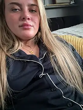 chanelbabyxx online show from 21, 2, 2026