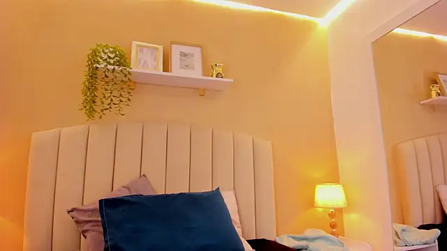 sara kitten19 online show from 20, 3, 2026