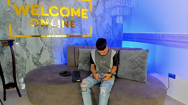 Snapshot of Emmastee chatting on 3, 3, 2026 Emmastee online show from 3, 3, 2026