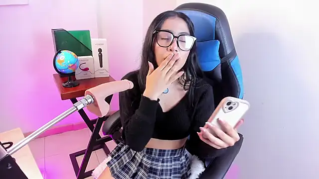 Valecute  online show from 9, 4, 2026