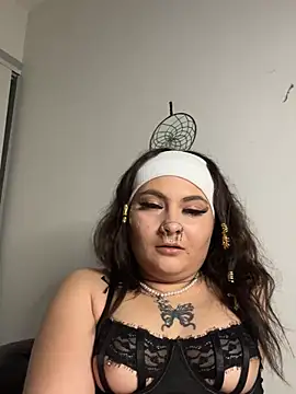 Snapshot of chanelle_dioor chatting on 24, 2, 2026 chanelle dioor online show from 24, 2, 2026