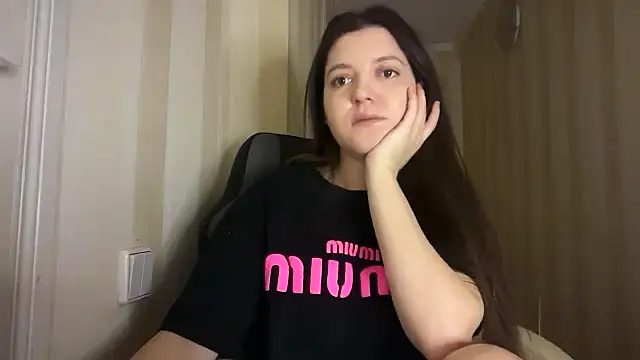 Snapshot of Eloise_Pattie chatting on 25, 2, 2026 Eloise Pattie online show from 25, 2, 2026