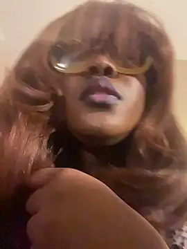 Snapshot of MadameXtasy chatting on 26, 2, 2026 MadameXtasy online show from 26, 2, 2026