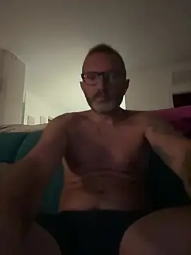 Snapshot of ivandotato23 chatting on 2, 8, 2026 ivandotato23 online show from 2, 8, 2026